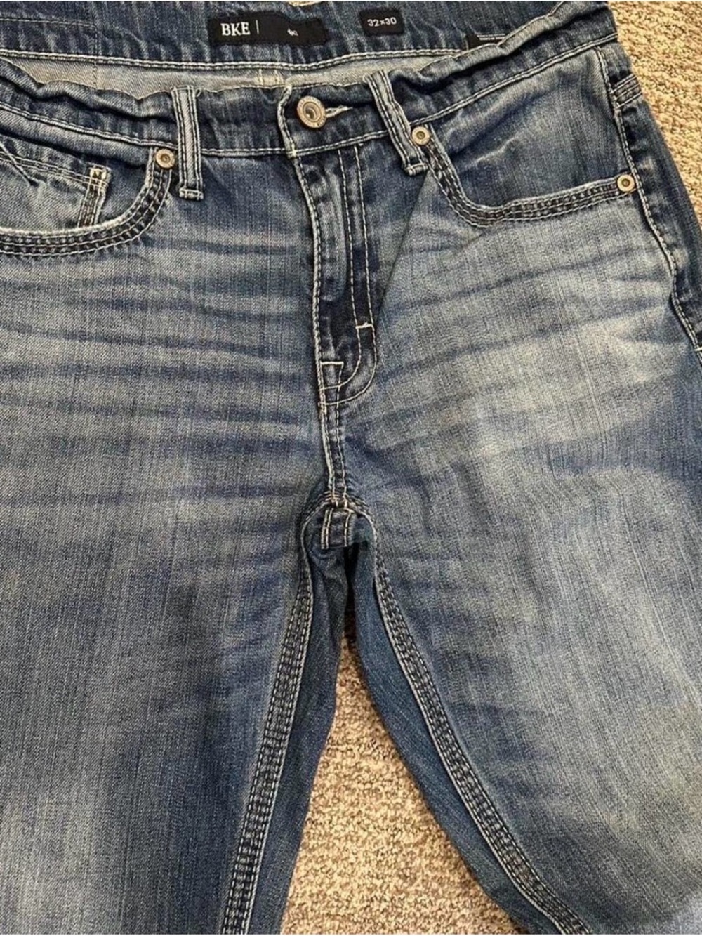 BKE Men’s  Light-Mid Blue Boyfriend Jeans